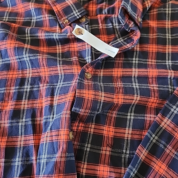 NWT Men's Old Navy Everyday Shirt Regular Fit Plaid Shirt Size Large L - Picture 3 of 5